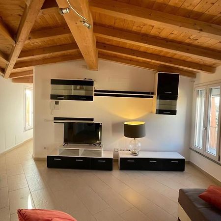 New Downtown Apartment Vigevano Exterior photo